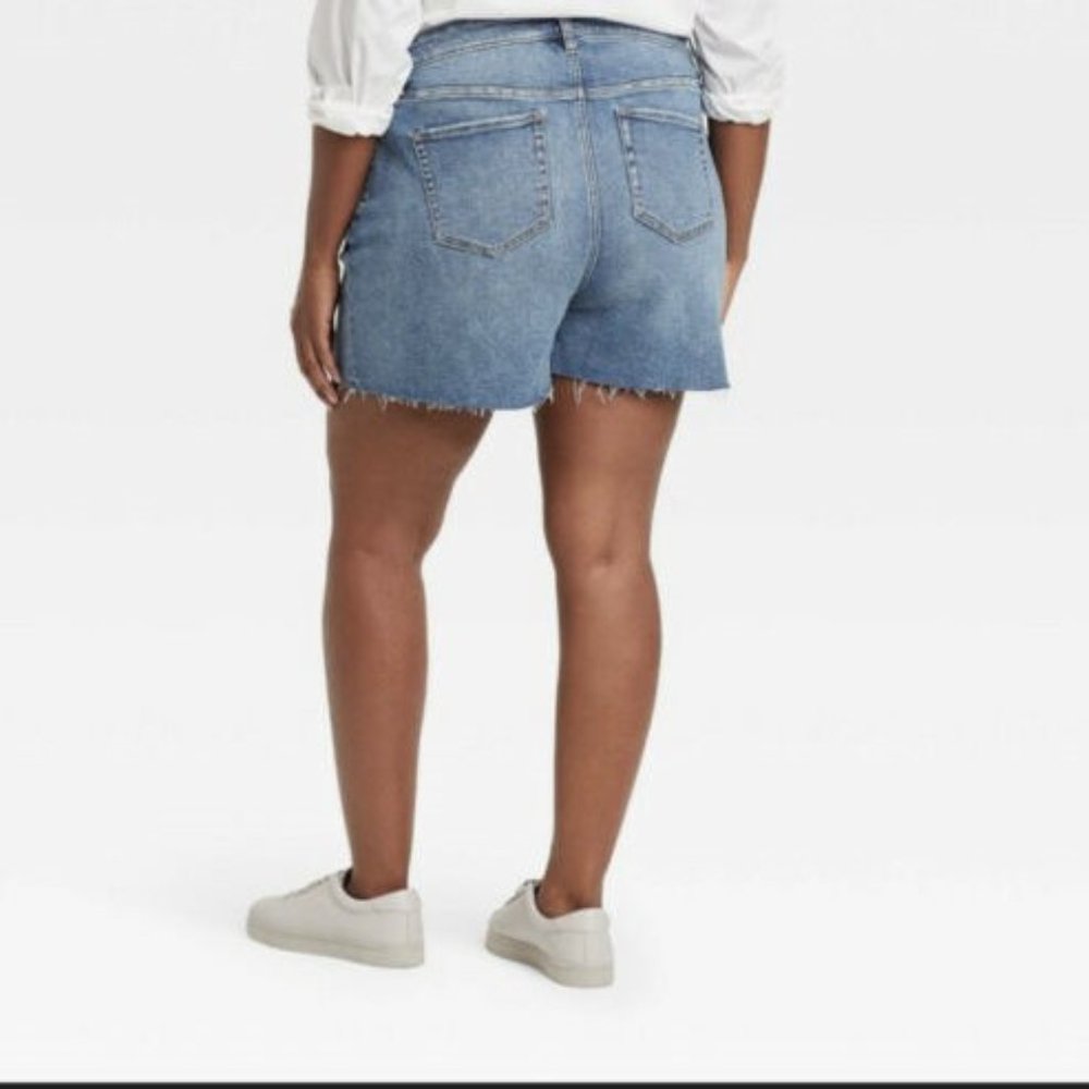Ava & Viv Women Plus Size Destructed Midi Jean Shorts--Medium Wash - Picture 2 of 9